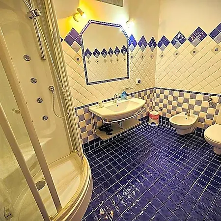 Gr Hotel